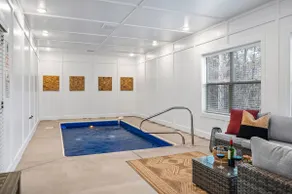 Close 2 Pkwy• Private 85° Pool• Hot tub - Image 5