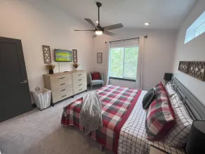 Couples Retreat - Hummingbird Hideaway - Image 5