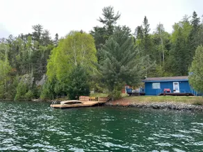Lake house on Crow Lake - Image 5