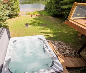 Chic Escale & Spa - Waterfront, sandy beach chalet - Image 3