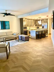 Luxury Suite w/ Mountainview - steps to mountain - Image 4