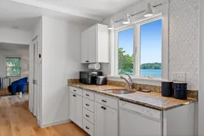 Cozy Cottage Near Petoskey & Mackinaw - Image 4
