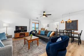 Cozy Cottage Near Petoskey & Mackinaw - Image 2