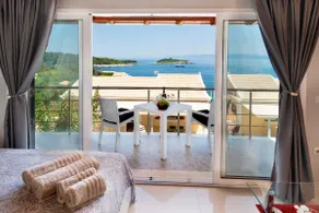Romantic Suite & Endless Views: La Maisonnette - Image 3