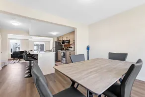 Stylish & Modern Townhome –Perfect Ottawa Getaway! - Image 5