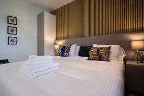 Résidence Gabriel: Modern Accommodation with Pool - Image 2