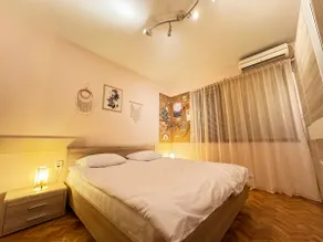 Cozy and quiet central apartment - Image 2