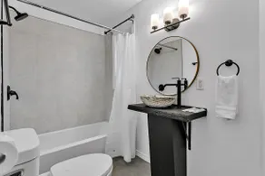 cute waterfront 3 bedrooms creek - Image 3