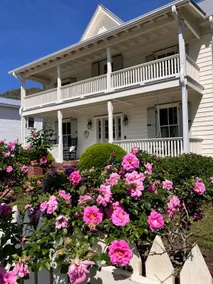 Alex Moore House (Fri to Fri summer bookings) - Image 2