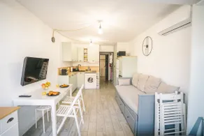 Very nice accommodation, Air conditioning, Terrace AH - Image 3