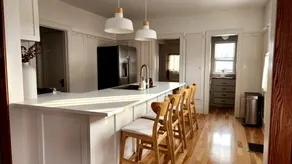 beautifully restored bungalow | 2 queen beds - Image 3