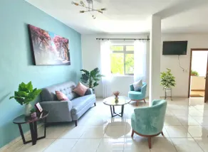 Perfect Location and Big Appartment - Image 2