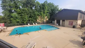 Walk to Schlitterbahn/Comal access/2-2/Sleeps 8 - Image 4