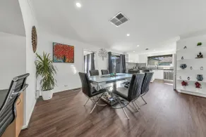 Pet Friendly Beautiful House near Melb Airport - Image 3