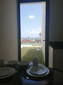 Beachfront studio - Image 4
