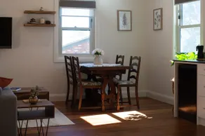 Lyre's Cottage | Private Berrima Escape - Image 4
