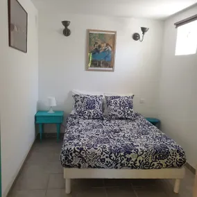 L'Oliveraie: Apartment with Terrace and View - Image 3