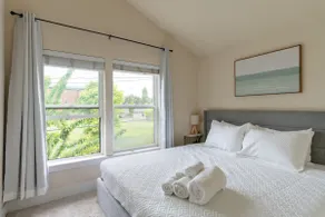 Walkable Ballard Home, Family Friendly! - Image 3