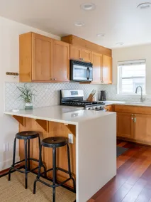 Walkable Ballard Home, Family Friendly! - Image 2