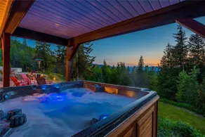 Timber Ridge Ranch- Mountain Chalet n' Horse Hotel - Image 2