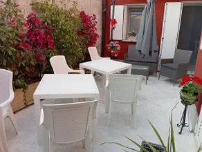 Apartment with balcony - Image 4