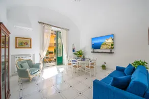 AntonelloApartments - The deluxe well house - Image 3