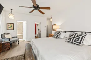 Hollywood Villa 3BR All Ensuite |Gated + Parking - Image 5