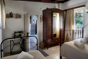 The Olive House - Image 3
