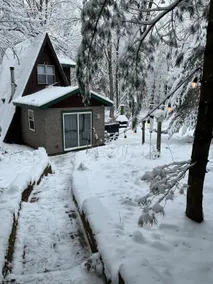 A-Frame Castle Rock Family Getaway - Image 4