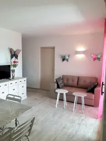 Mini villa with sea view and direct beach access - Image 3