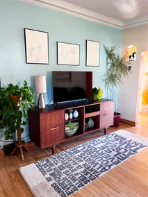 Unique Spanish Bungalow! - Image 4