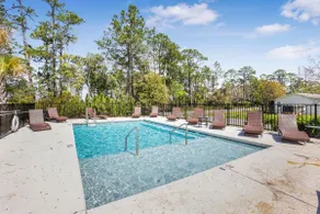 New - Close to Wharf! 3 bedrooms, Sleeps 10, Pool - Image 3