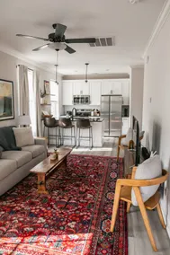 New Urban Oasis Stylish Downtown Chattanooga Condo - Image 3
