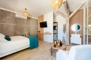 Studio Chic Bath Spa and Sauna - Image 3