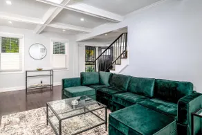 10 min to UMD | 5BD/2.5BA free parking - 20 min DT - Image 3