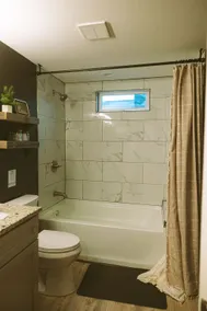 Historic Renovated 2BD - Overlooking Downtown - Image 5