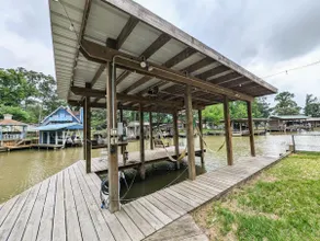 Lakefront Lux Zen Home w/ Boathouse & 2 King Beds - Image 5