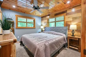 Spruce (King Primary Suite) - Ride-In/Ride-Out - Image 3