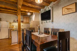 Vineyard Cottage Skatlar 2 - Image 5