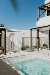 Beach side Villa, with a heated pool! - Image 2