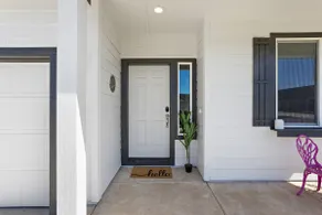 5 King bedrooms 6 tvs! Tankless Brand New House - Image 3