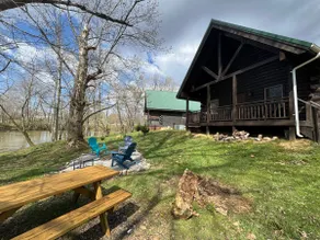 Max and Draco's at Rough River, Lake Front Cabin - Image 5