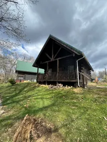 Max and Draco's at Rough River, Lake Front Cabin - Image 3