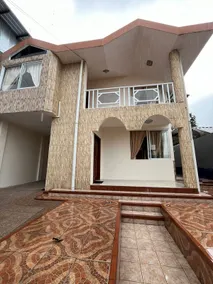 Vacation Home - Image 2