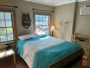 Studio Overlooks OH River & Park - Image 2