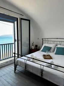 Beachfront Maisonette – Agia Fotini beach - Image 2