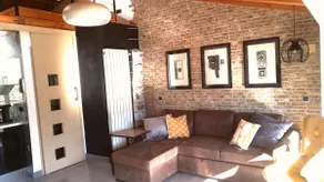 Sara's Haus - Image 3