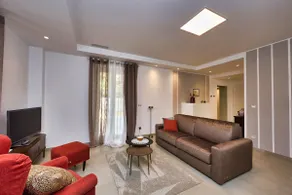 Pavese - Elegant and refined three-room apartment - Image 3