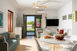 Blue Horizon Guesthouse - Image 4
