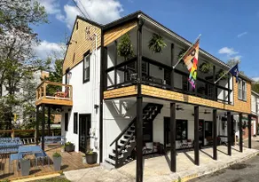 The Downtown Flat at Creekside - Image 2
